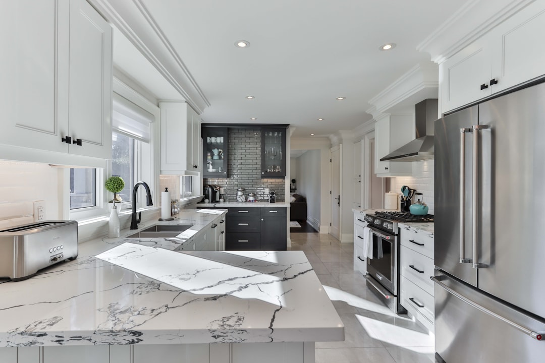 Countertop installation in Lakewood, CA